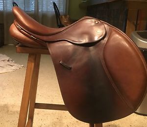 Bates Caprilli Close Contact 16.5 inches Saddle