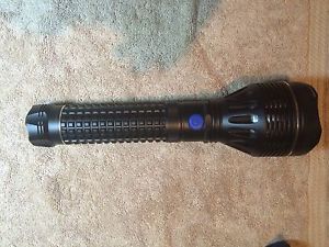 Olight SR95S Ultra Thrower Luminus SBT-70 (1250) Lumens LED Flashlight