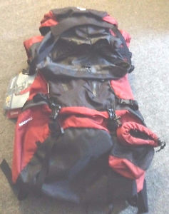 Mountain Hard Wear ,Exodus ,Backpack Maestro tm. M Red Rouge