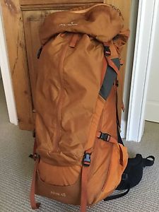 Men's burnt orange Arcteryx Altra 65 backpack w/composite construction suspensio