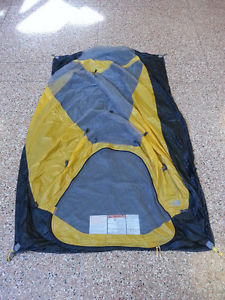 TENT PARTS THE NORTH FACE, REI. BODY, RAIN FLY, POLES, STUFF SACK, FOOTPRINT