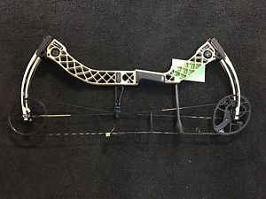 Mathews Creed XS tan.