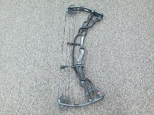 Hoyt Carbon Spyder Turbo Left Handed 27" 60-70 LB bow