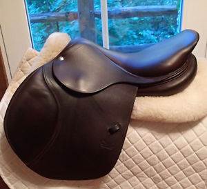 17" CWD Saddle - 2015 - SE02 - 2C Flaps - 4.25" dot to dot
