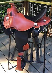 17" Lightweight Western Saddle by Pam's Place Tack...NICE!!!