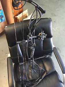 Hoyt Defiant Turbo #3 Cam 65lb + extras