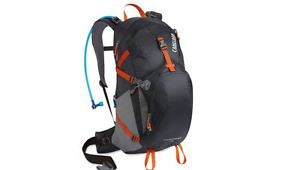 Harness Padded Shoulder Straps Fourteener 24 Durable Hydration Pack -100 fl. oz.