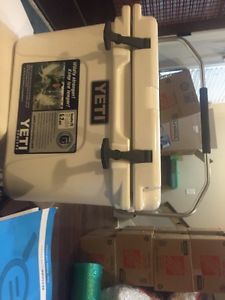 yeti Roadie 20 White