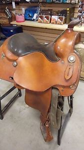 14.5" ROY YATES WESTERN DRESSAGE SADDLE 2 843