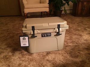 yeti roadie cooler