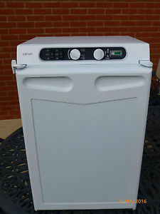 Carvin 3 way 47L  Portable Fridge Camping Motor home Caravan Quest Fridgemaster