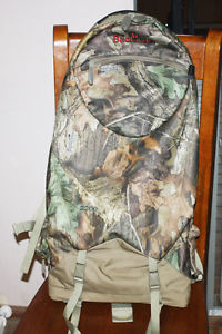 Badlands 2200 Advantage Timber Camo Internal Frame Backpack