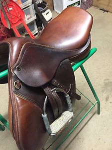 Thornhilll Pro Trainer Jumping Saddle