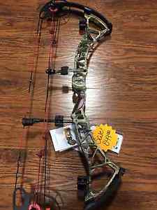 NEW!! 2015 Bowtech Experience Breakup Country Right Hand 70#
