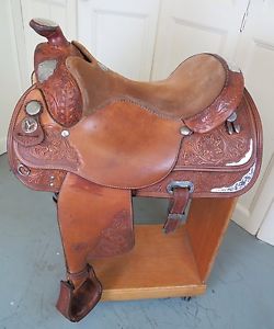 Circle Y Richard Shrake "Resistance Free". 16" Equitation Saddle