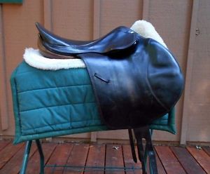 17.5" FORESTIER Monoflap jumping saddle - GREAT PRICE!!! Made in France.