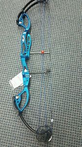 NEW 2016 PSE XPRESSION 50-60# TARGET BLUE TARGET BOW RIGHTHAND 26-31.5" DRAW