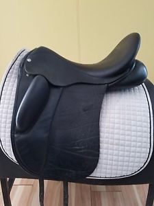 Custom Saddlery 18.5 Wolfgang Solo Short Roll