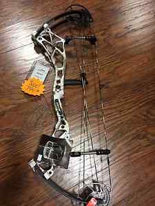 NEW 2015 Bear Arena 30 Right Hand Snow Camo 29/70