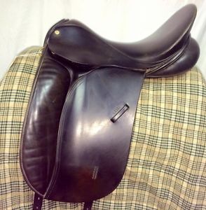 Windsor Elite Dressage Saddle, 16.5/17, Medium Wide, No. 3 1/2 Fit, Wool Flocked