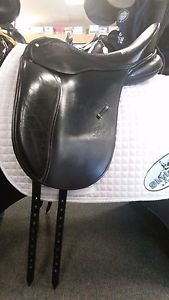 Used Schleese Jane Savoie Dressage Saddle - Size 17" - Black