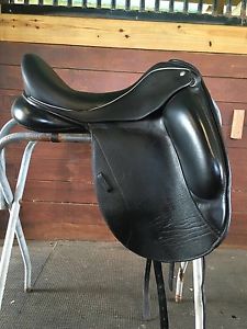 Custom Saddlery Icon Flight Dressage Saddle
