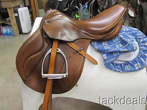 Stubben Genesis Deluxe CS Close Contact Saddle & Fittings 18" Wide Used