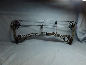 Mathews No Cam HTR Right Hand 70/ 28" Draw Lost Camo