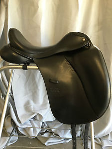 Custom Saddlery Steffan's Advantage Monoflap Saddle 17.5 M tree