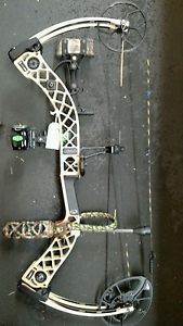 Mathews Creed XS Compound Bow (Desert Tactical)