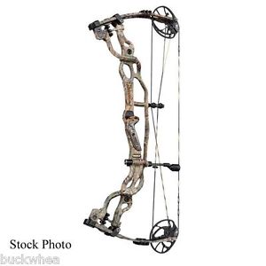 2014 NEW Hoyt Carbon Spyder 30  Realtree Xtra  Bow Right Hand 60 lbs 27 1/2"