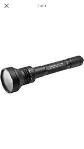 SureFire UBR Invictus Rechargeable Ultra-High Variable-Output LED
