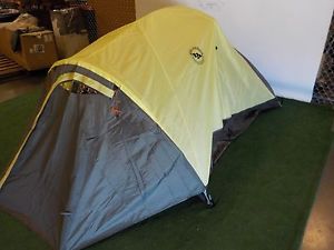 Big Agnes Seedhouse Tent with Cross-Over Pole: 3-Person 3-Season /26615/