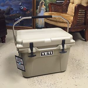 YETI Roadie 20QT Tan Cooler NEW with tags