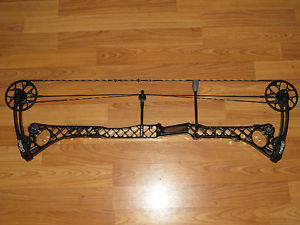 MATHEWS NO-CAM TRG-7 R/H 50#/60# 27.5/28 DL compound bow