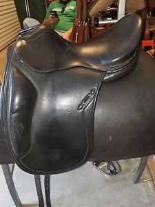 Sellier Saumur Dressage Saddle Arc de tromphe