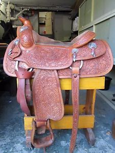 16 JIM MCNULTY WESTERN STERLING SILVER ENGRAVED DECORATED SADDLE SHOW TRAIL