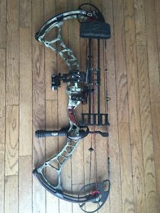 Bowtech Insanity CPX LH Draw length 29 Weight 60# CBL 34"-29/32" Great Condition