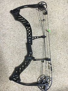 Matthews Z2 Hunting Bow