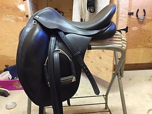 17" wide tree Stackhouse Dressage Saddle