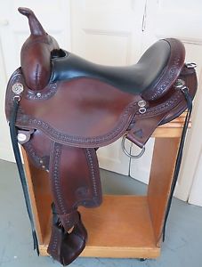 CIRCLE Y FLEX LITE 2 PARK AND TRAIL WESTERN SADDLE ENDURANCE 16 IN