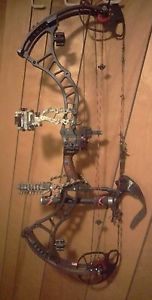 Bowtech Insanity CPX 70-80lb Draw weight 29" draw length with sights, and quiver