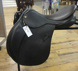 Black Country Tex Eventer Jump Saddle 17" MW - PRICED 2 SELL!!