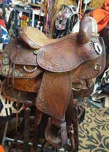 Dale Chavez Saddle Western Cow Horse 16 in seat Silver Stars cowboy