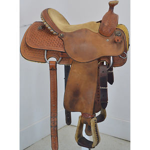 Used 14.5" Coolhorse Saddles by Cactus Team Roping Saddle Code: UCOOL145TR12SF