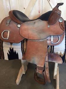 16.5 Dale Chavez Training Saddle