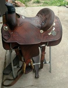 Double J Roping Saddle 16 inch