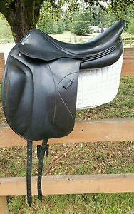 18" Amerigo Alto Pinorolo Monoflap M -.5 Dressage Saddle