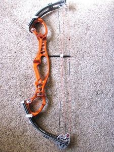 HOYT PRO COMP ELITE TARGET BOW 26.5"-28" 50lb near mint!