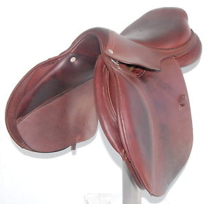 17" CWD SE01 SADDLE (SE01038641) DEMO USED ONLY FROM 2015!! - DWC